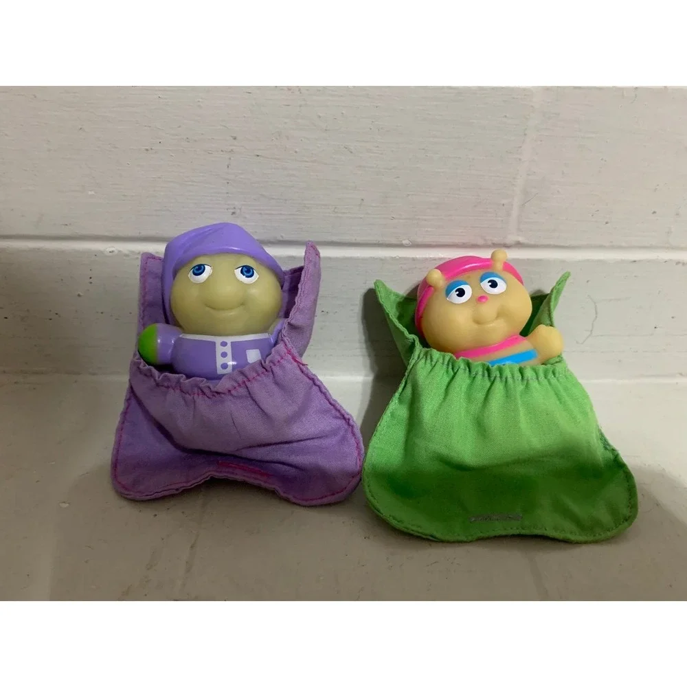 Glo Bedbug lot of 2 Glow Worm Friends 3